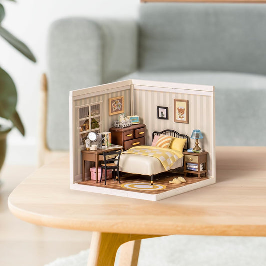 ROBOTIME DIY Miniature House Kit – Sweet Dream Bedroom