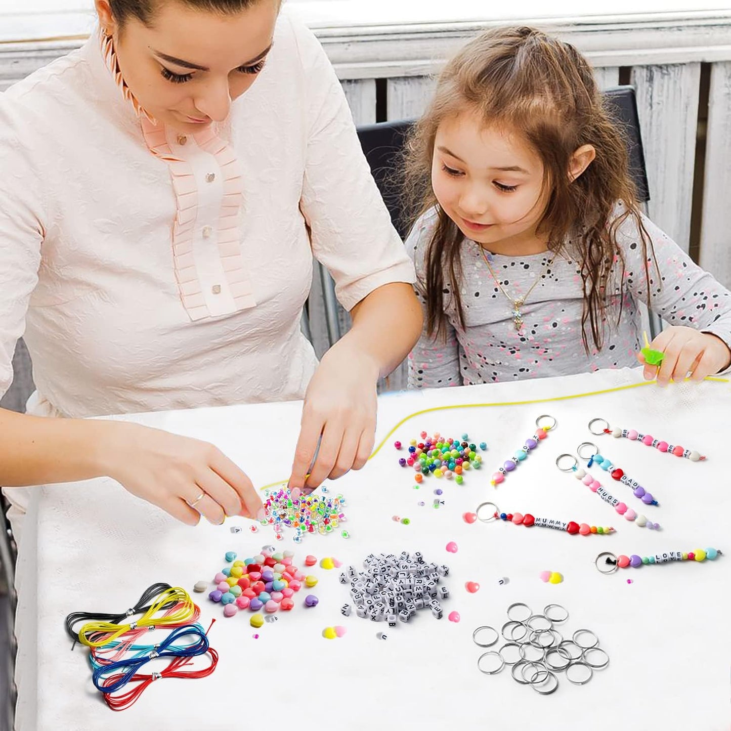 WATINC 286Pcs DIY Keychain Making Crafts Kit – Adjustable Letter & Heart Beads with Key Rings